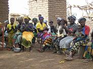 Agrupament de dones a Bouna